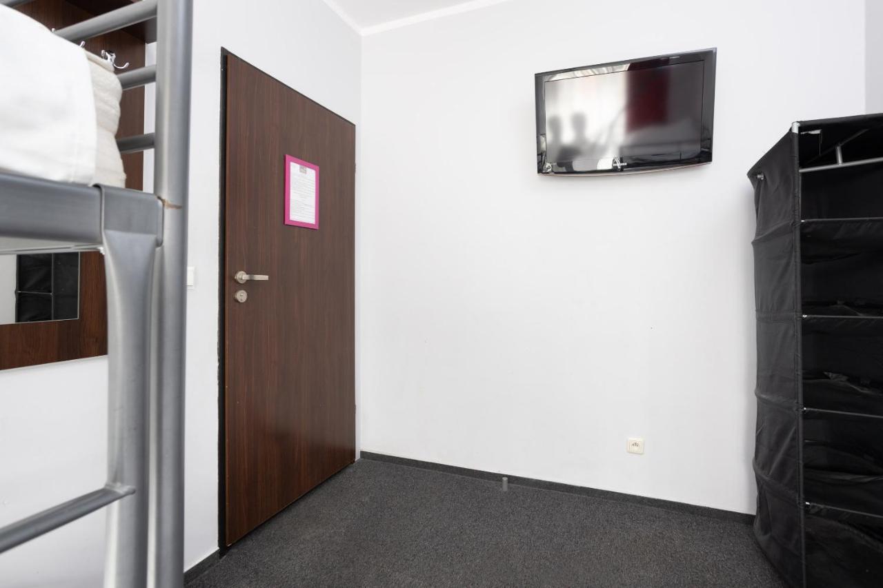 Shick Hostel 弗罗茨瓦夫 外观 照片