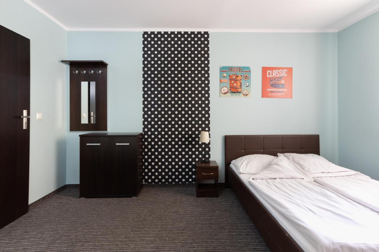 Shick Hostel 弗罗茨瓦夫 外观 照片