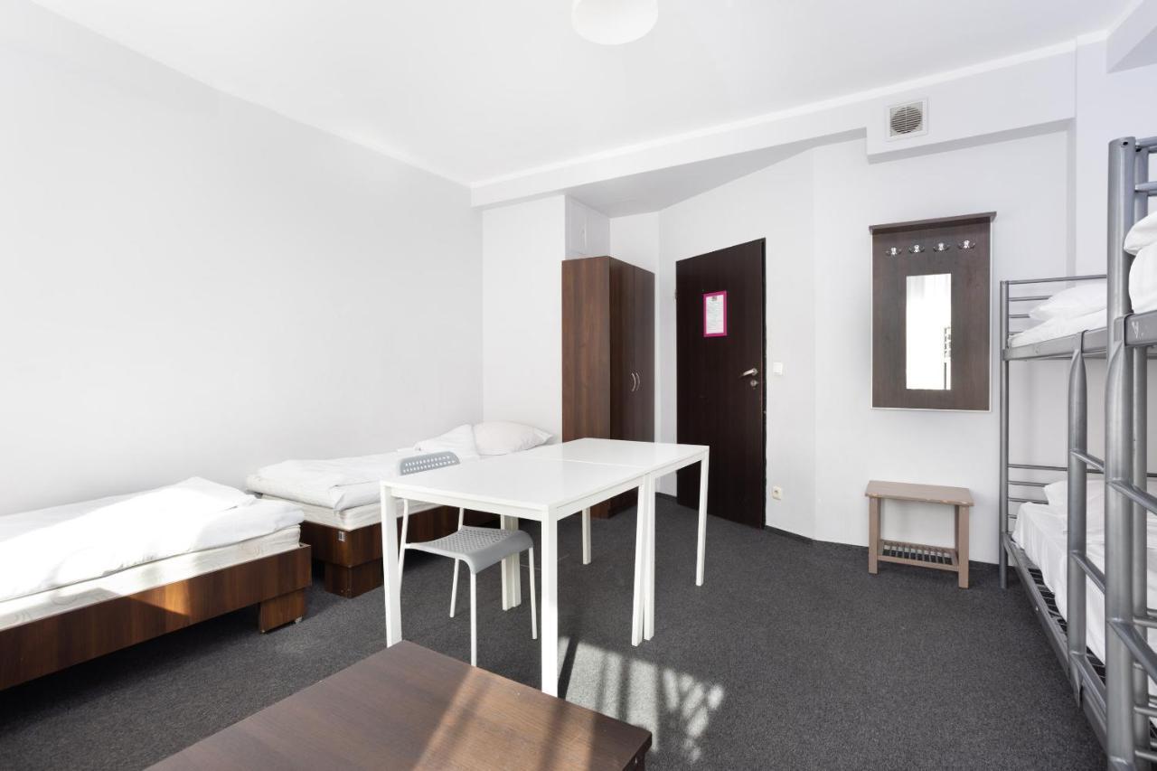 Shick Hostel 弗罗茨瓦夫 外观 照片